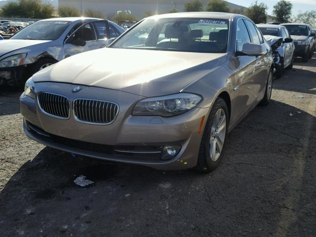 WBAXG5C54DDY34704 - 2013 BMW 528 I GOLD photo 2