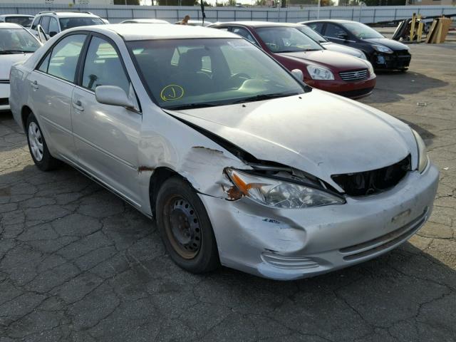 4T1BE32K22U501618 - 2002 TOYOTA CAMRY LE SILVER photo 1