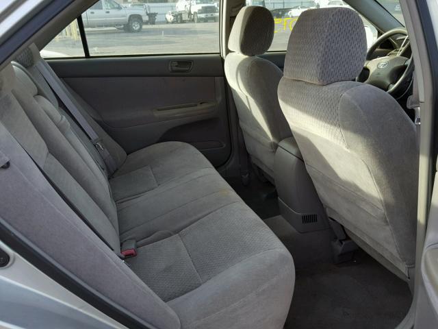 4T1BE32K22U501618 - 2002 TOYOTA CAMRY LE SILVER photo 6