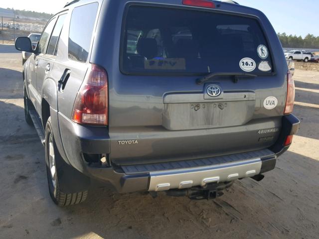 JTEBT14R540034712 - 2004 TOYOTA 4RUNNER SR CHARCOAL photo 9