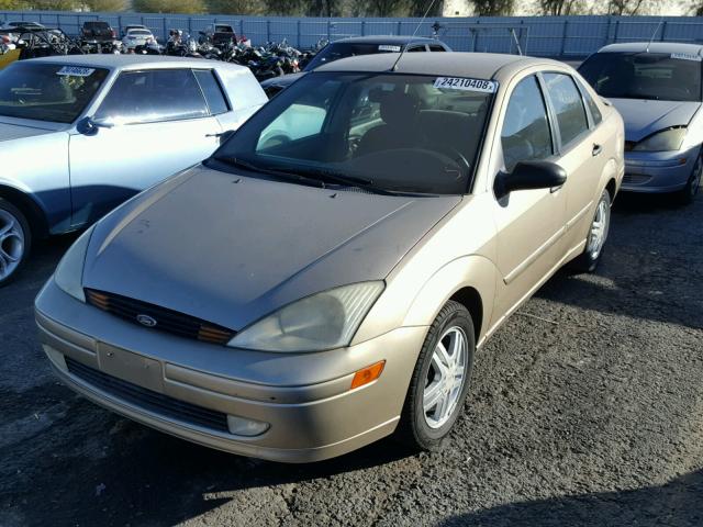 1FAFP34391W320790 - 2001 FORD FOCUS SE GOLD photo 2