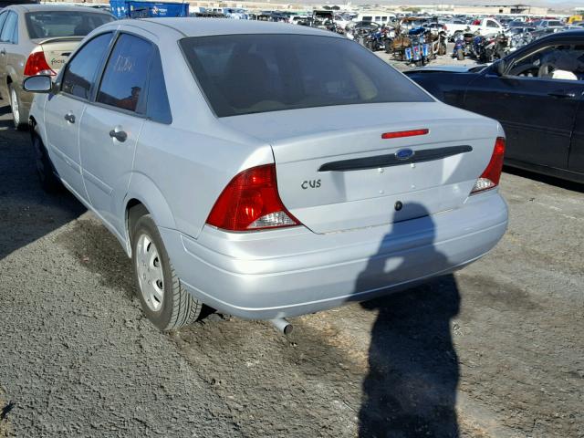 1FAFP33P13W276808 - 2003 FORD FOCUS LX GRAY photo 3