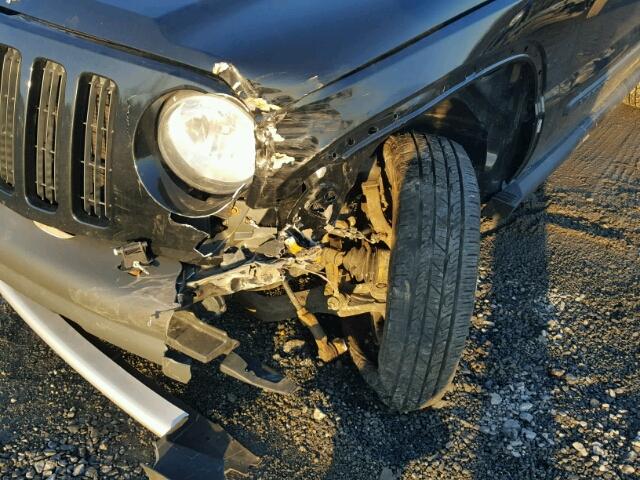 1J4GL38K46W117996 - 2006 JEEP LIBERTY RE BLACK photo 9