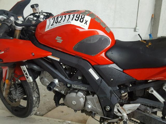 JS1VP53A362102497 - 2006 SUZUKI SV650 RED photo 9