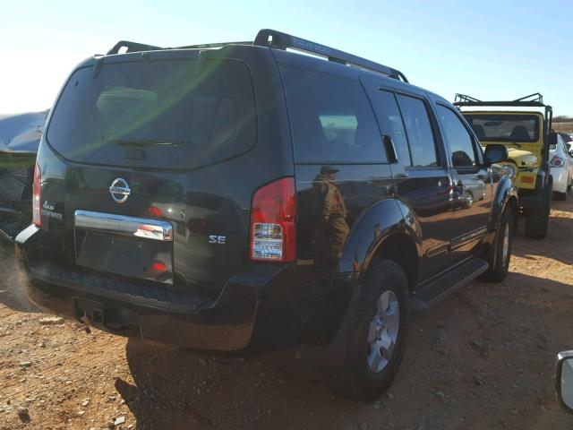 5N1AR18W67C608117 - 2007 NISSAN PATHFINDER BLACK photo 4