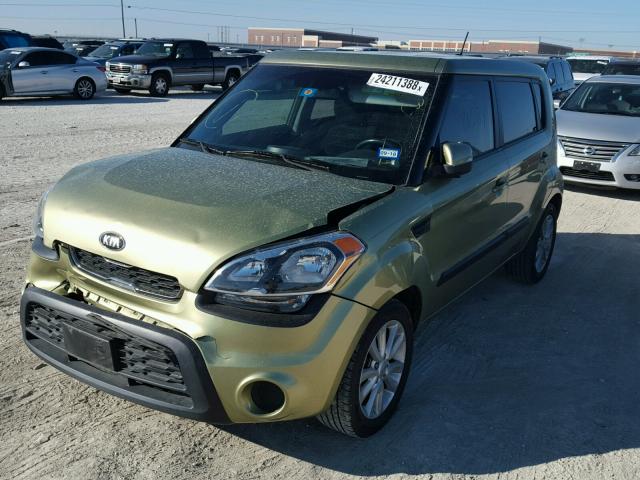 KNDJT2A62D7502113 - 2013 KIA SOUL + GREEN photo 2