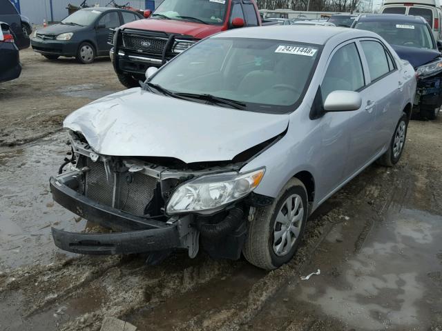 1NXBU4EE5AZ368043 - 2010 TOYOTA COROLLA BA SILVER photo 2