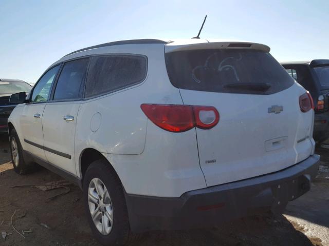 1GNKVFED8CJ278014 - 2012 CHEVROLET TRAVERSE L WHITE photo 3