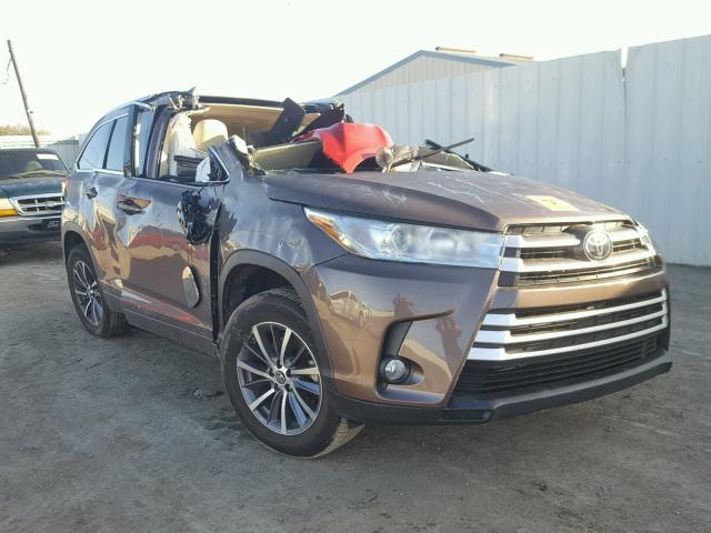 5TDKZRFH6HS233938 - 2017 TOYOTA HIGHLANDER BROWN photo 1