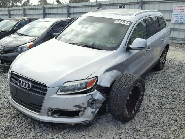 WA1BY74L98D046083 - 2008 AUDI Q7 3.6 QUA SILVER photo 2