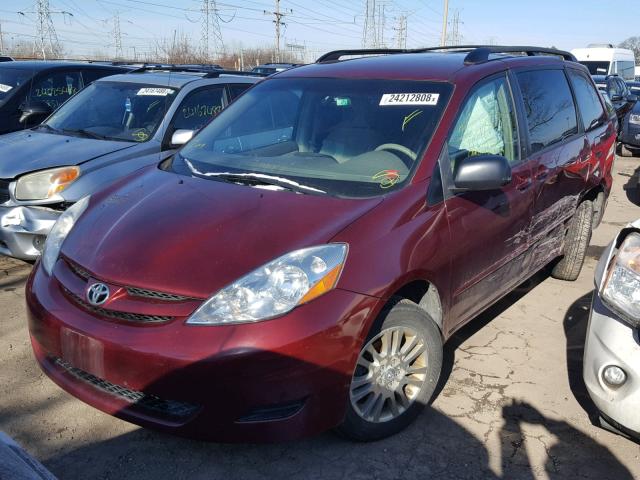 5TDBK23C67S005604 - 2007 TOYOTA SIENNA LE RED photo 2