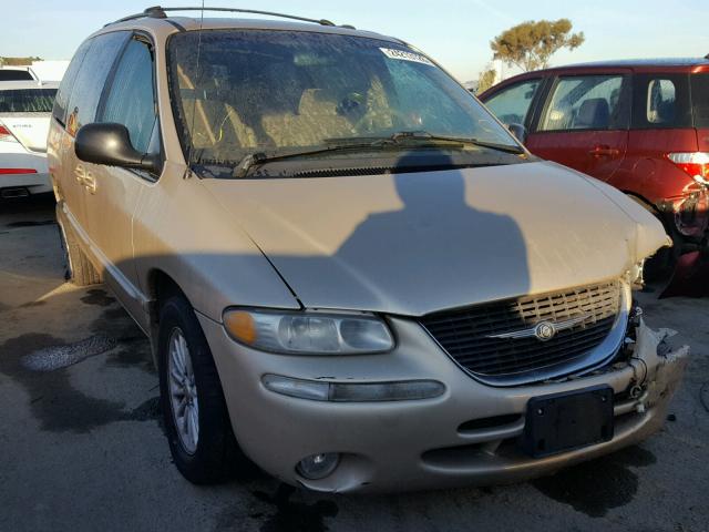 1C4GP44R4YB606962 - 2000 CHRYSLER TOWN & COU GOLD photo 1