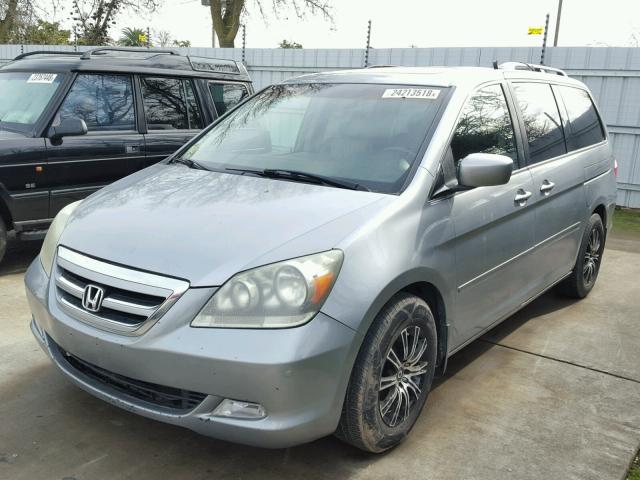 5FNRL38805B014984 - 2005 HONDA ODYSSEY TO GRAY photo 2