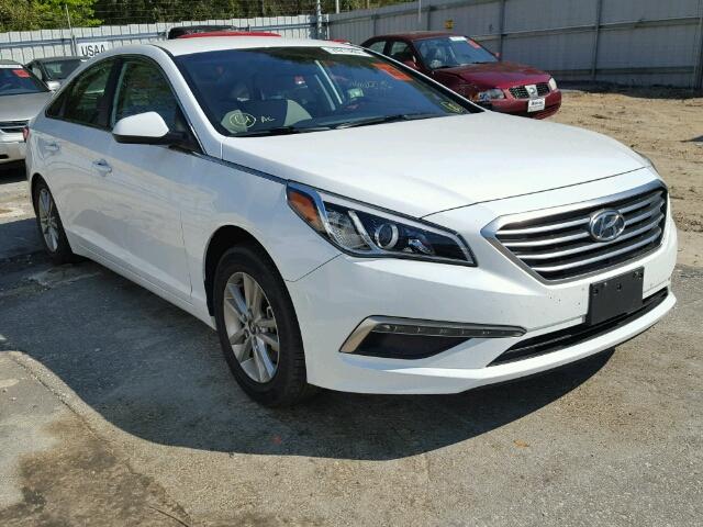 5NPE24AFXFH153197 - 2015 HYUNDAI SONATA SE WHITE photo 1