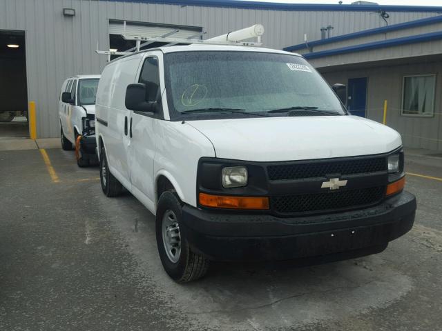 1GCGG25C881159069 - 2008 CHEVROLET EXPRESS G2 WHITE photo 1