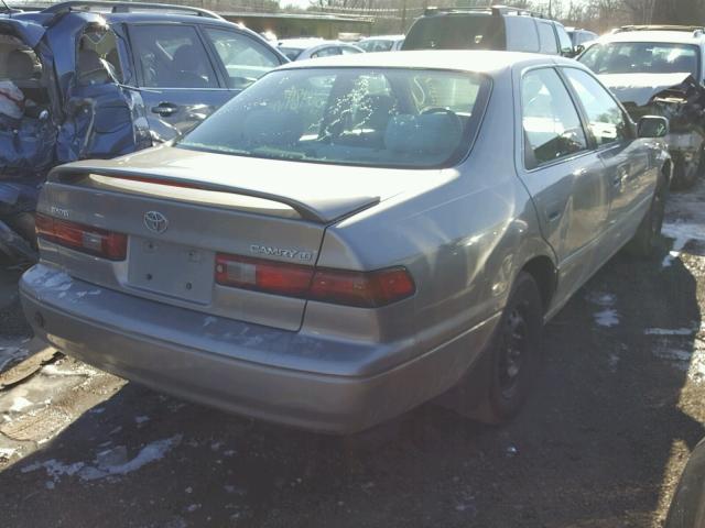 4T1BG22K3XU463246 - 1999 TOYOTA CAMRY CE SILVER photo 4