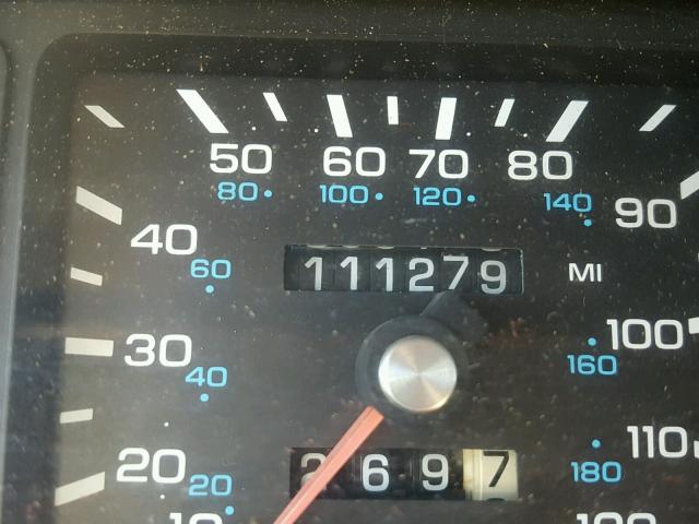 1C3XC66R3PD136743 - 1993 CHRYSLER NEW YORKER 青色 照片 8