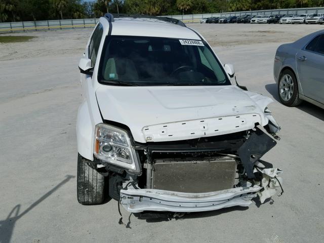 2CTFLDEYXA6304327 - 2010 GMC TERRAIN SL WHITE photo 9