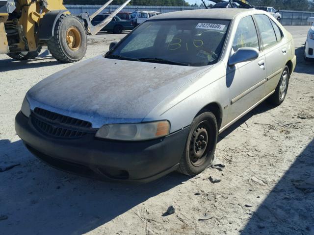 1N4DL01D01C135785 - 2001 NISSAN ALTIMA XE SILVER photo 2