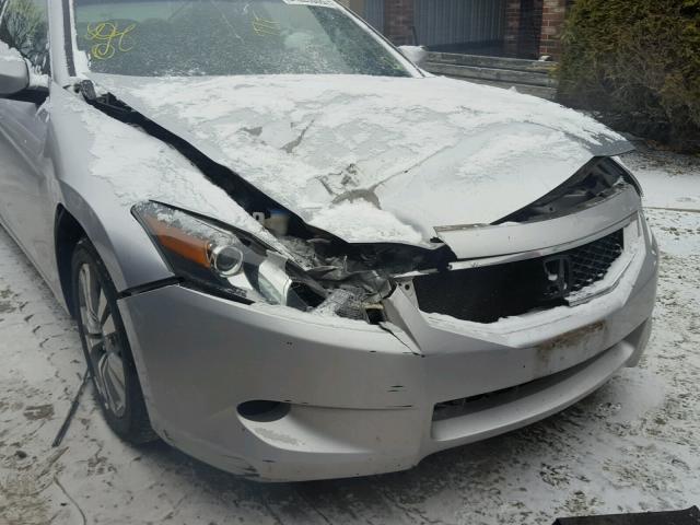 1HGCS12389A000745 - 2009 HONDA ACCORD LX SILVER photo 9