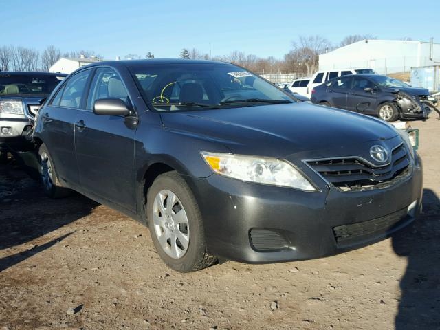 4T1BF3EKXAU057525 - 2010 TOYOTA CAMRY BASE GRAY photo 1