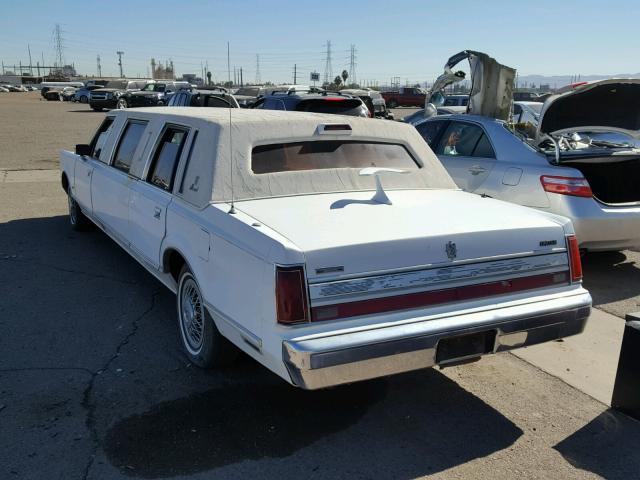 1LNBM81F4KY728600 - 1989 LINCOLN TOWN CAR WHITE photo 3