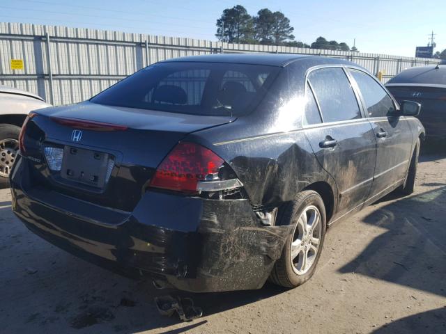 JHMCM56357C005069 - 2007 HONDA ACCORD SE BLACK photo 4