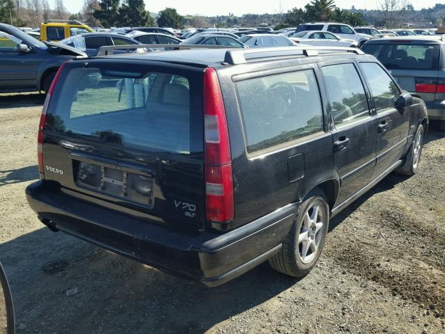 YV1LW5675W2510770 - 1998 VOLVO V70 GLT BLACK photo 4