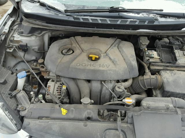 5NPDH4AEXBH043410 - 2011 HYUNDAI ELANTRA GL SILVER photo 7