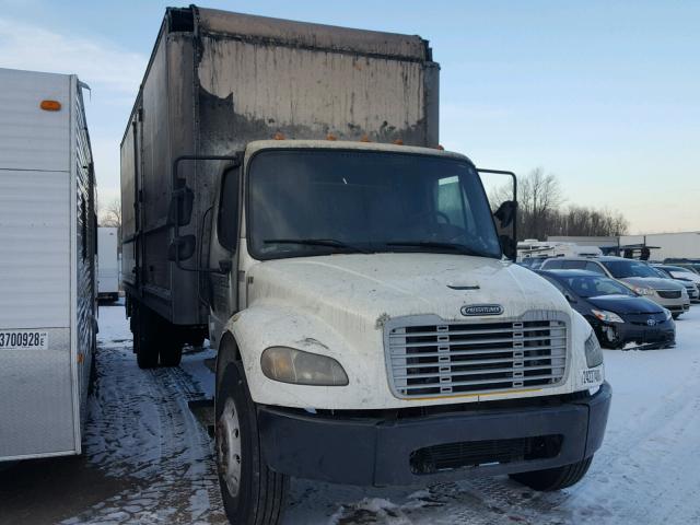 1FVACWDC26HV64962 - 2006 FREIGHTLINER M2 106 MED WHITE photo 1