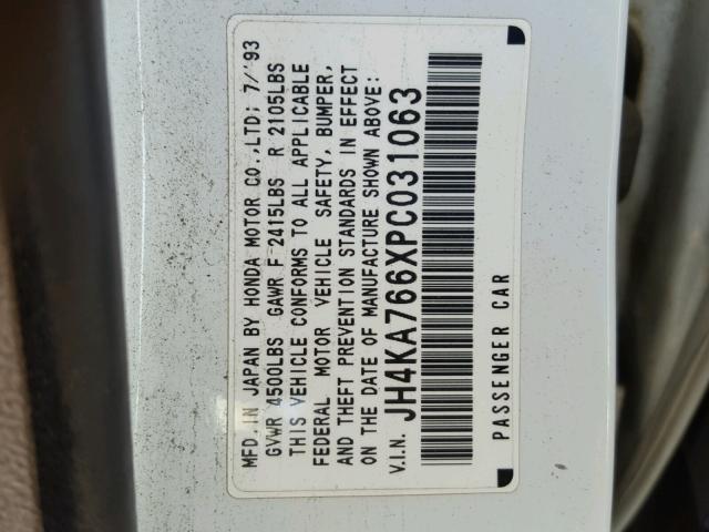 JH4KA766XPC031063 - 1993 ACURA LEGEND L WHITE photo 10