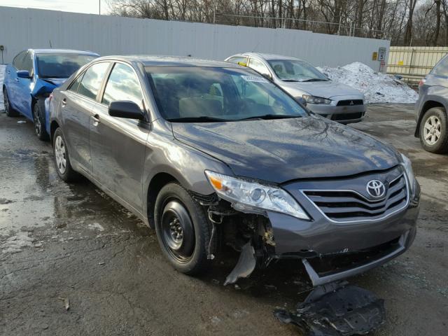 4T4BF3EK2AR042572 - 2010 TOYOTA CAMRY BASE GRAY photo 1