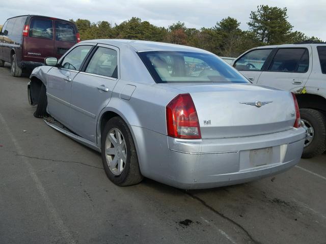 2C3JA53GX5H613192 - 2005 CHRYSLER 300 TOURIN SILVER photo 3