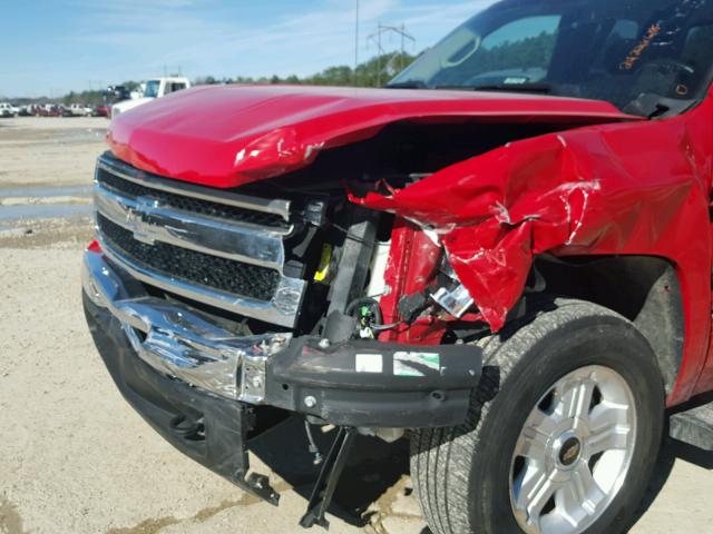 1GCSKSE33AZ136346 - 2010 CHEVROLET SILVERADO RED photo 9