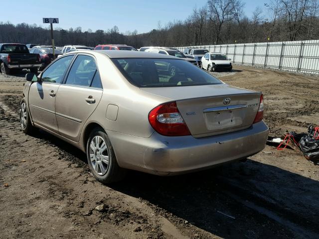 4T1BE32K23U154776 - 2003 TOYOTA CAMRY LE GOLD photo 3