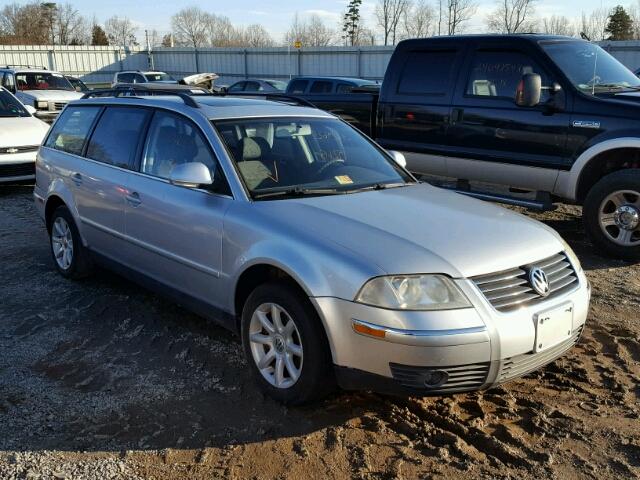 WVWVD63B24E265733 - 2004 VOLKSWAGEN PASSAT GLS SILVER photo 1