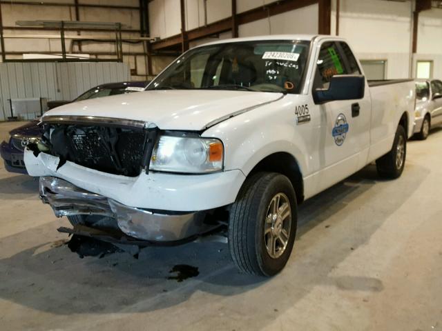 1FTRF12W77NA83274 - 2007 FORD F150 WHITE photo 2