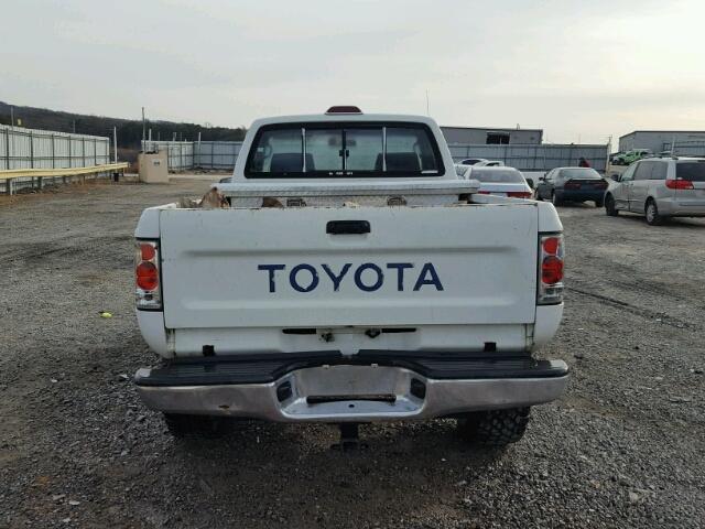 4TARN01P8RZ228577 - 1994 TOYOTA PICKUP 1/2 WHITE photo 6