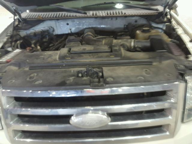 1FMFU15558LA48270 - 2008 FORD EXPEDITION WHITE photo 7