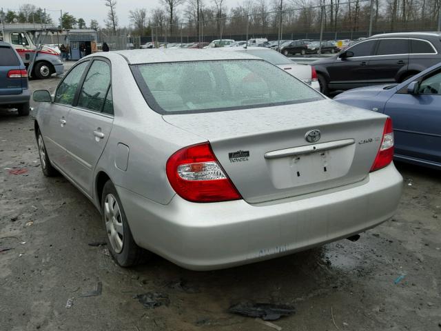 4T1BE32K04U305941 - 2004 TOYOTA CAMRY LE SILVER photo 3