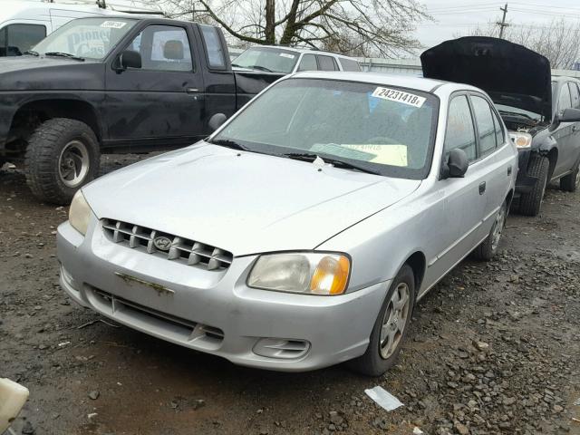 KMHCG45C02U358449 - 2002 HYUNDAI ACCENT GL SILVER photo 2