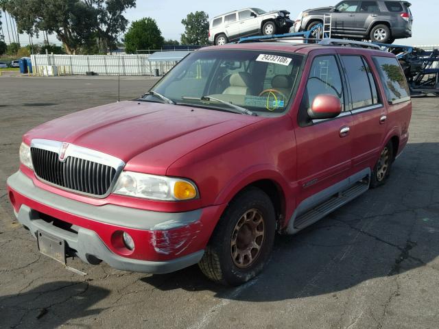 5LMRU27L1XLJ01203 - 1999 LINCOLN NAVIGATOR RED photo 2