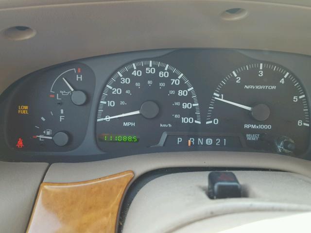 5LMRU27L1XLJ01203 - 1999 LINCOLN NAVIGATOR RED photo 8