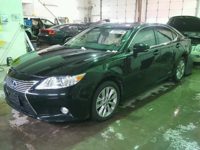 JTHBW1GG5F2082450 - 2015 LEXUS ES 300H BLACK photo 2