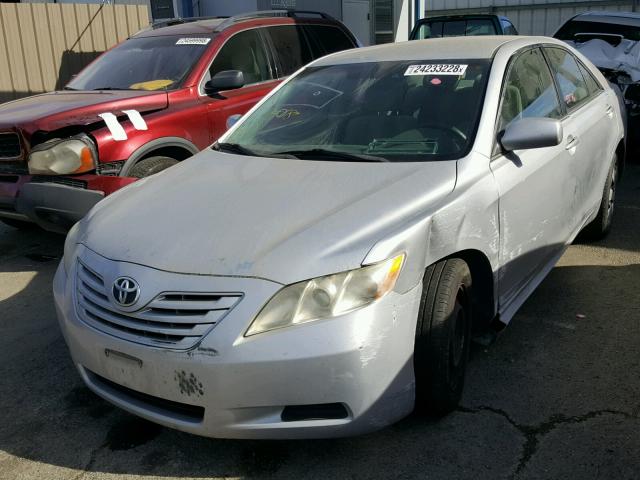 4T1BK46K57U042648 - 2007 TOYOTA CAMRY NEW SILVER photo 2