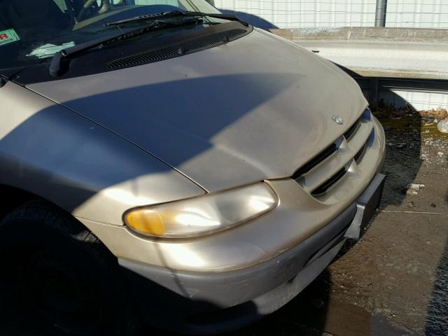 1B4GP45G4YB582009 - 2000 DODGE CARAVAN SE GOLD photo 9