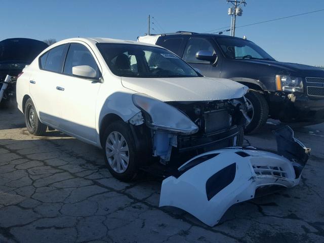 3N1CN7AP5HK453833 - 2017 NISSAN VERSA S WHITE photo 1