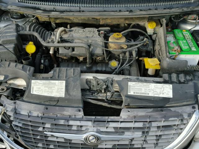 2C4GP44331R280221 - 2001 CHRYSLER TOWN & COU SILVER photo 7