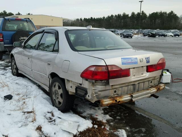 JHMCG667XXC025804 - 1999 HONDA ACCORD EX GOLD photo 3