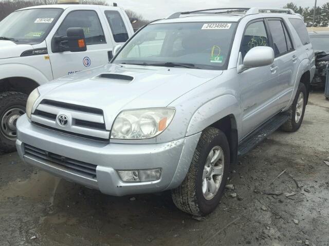 JTEBU14R730018359 - 2003 TOYOTA 4RUNNER SR SILVER photo 2